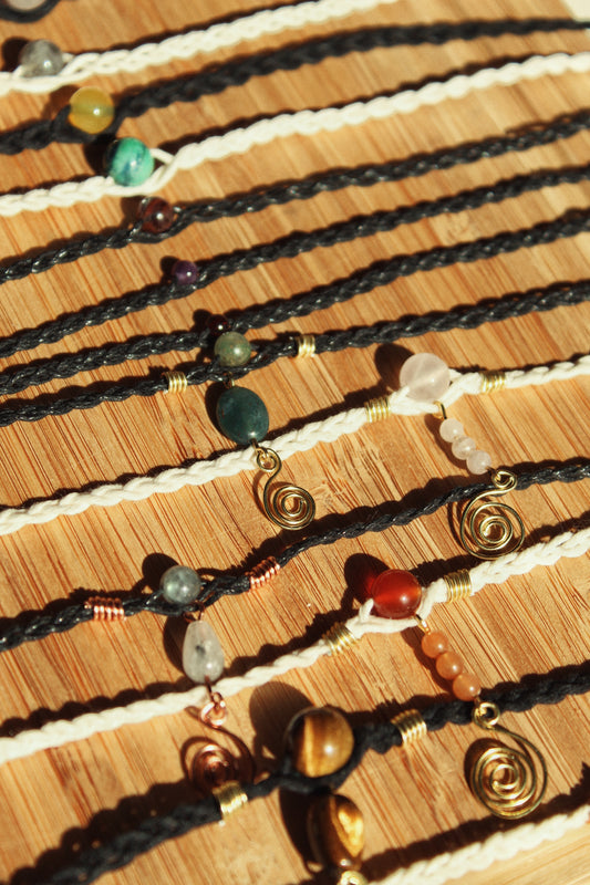 Chokers macrame con pietre
